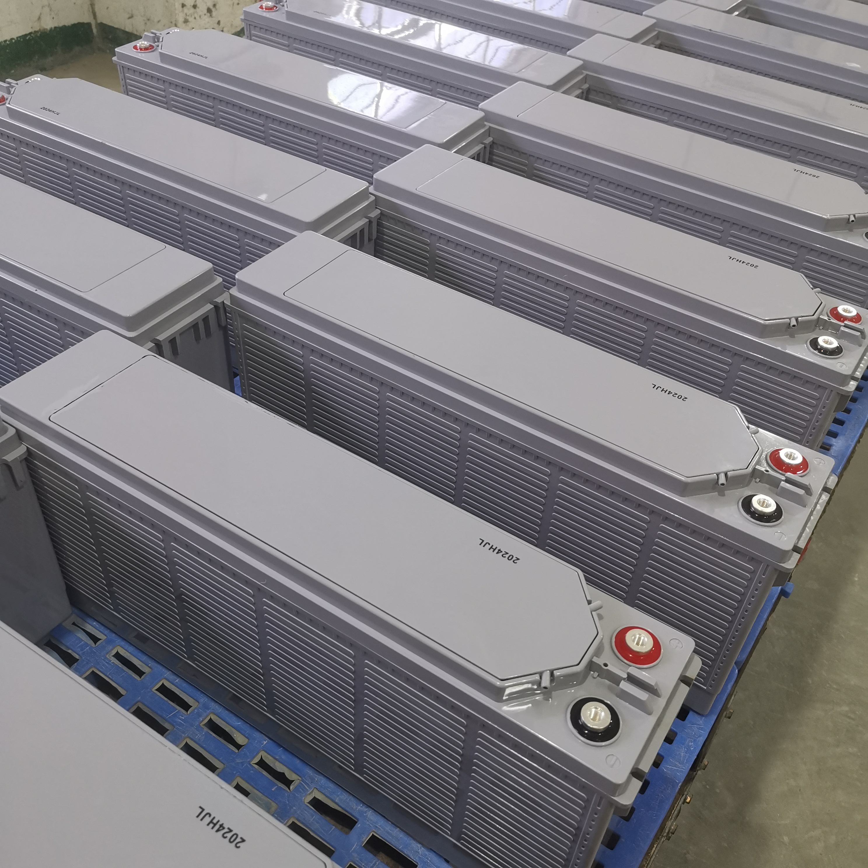 Bateria solar de armazenamento de energia de ciclo profundo 12V100AhBateria terminal frontal sem manutenção para backup