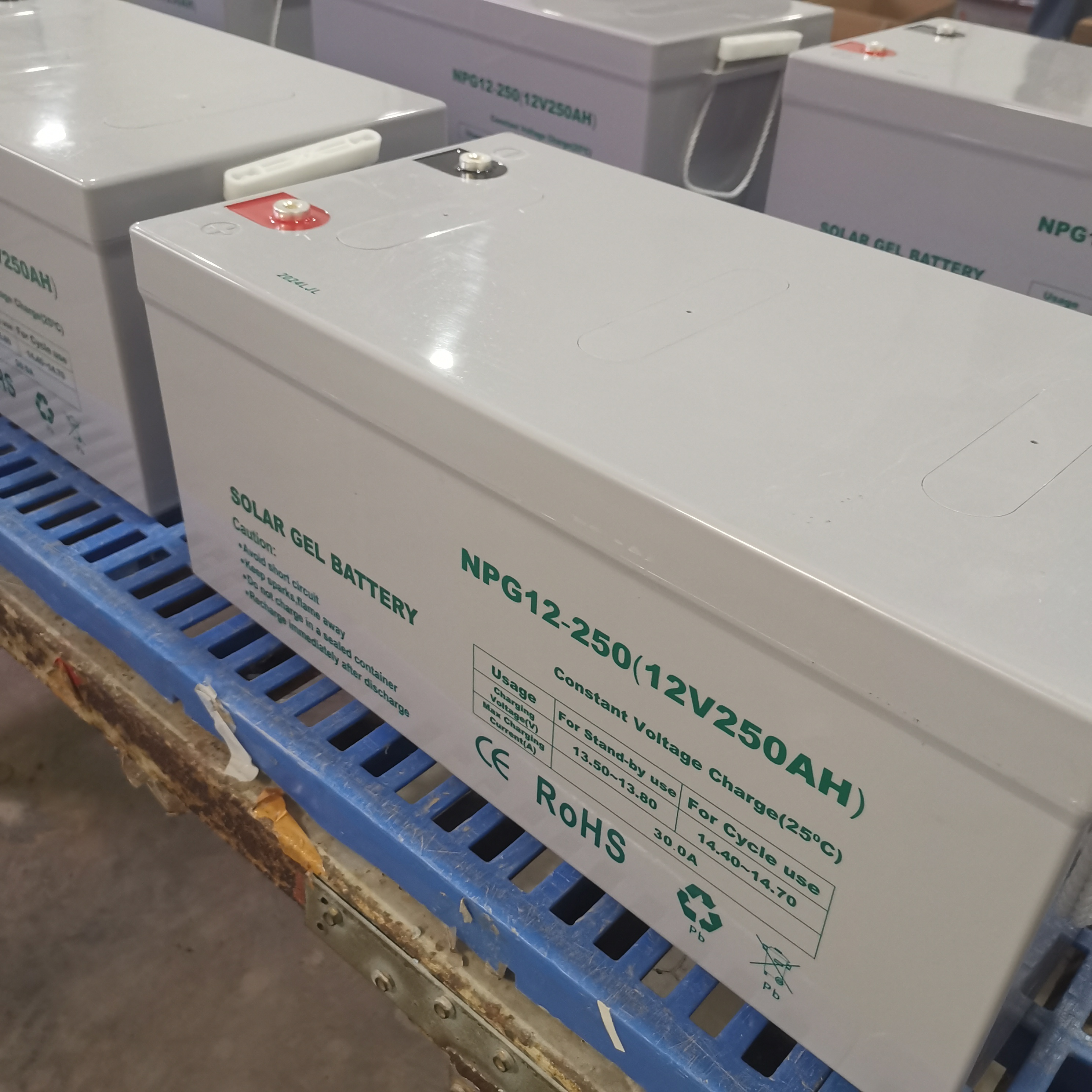 Bateria de gel solar de chumbo-ácido de alta eficiência 12V250ah Bateria de armazenamento solar livre de manutenção Sistema de armazenamento de energia doméstica