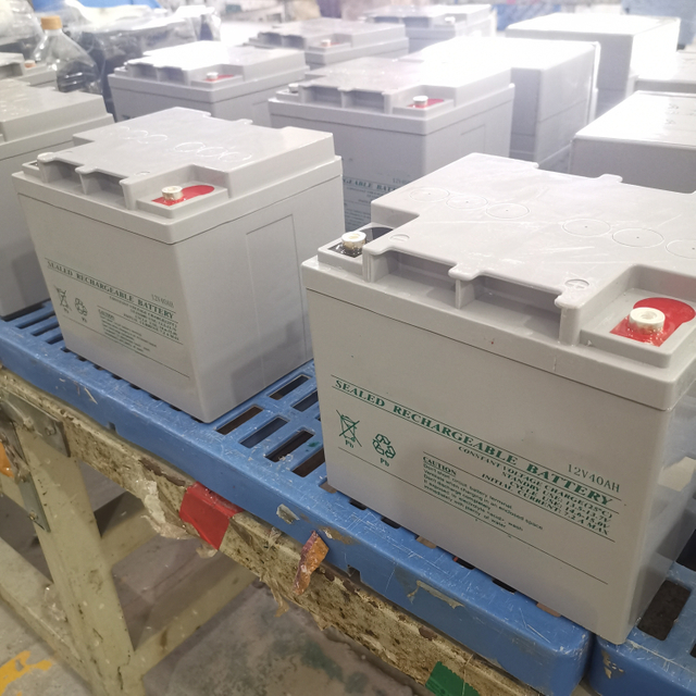 Desconto de preço de venda quente de fábrica Baterias de poupança solar de chumbo-ácido 12V40Ah Bateria de gel solar recarregável sem manutenção