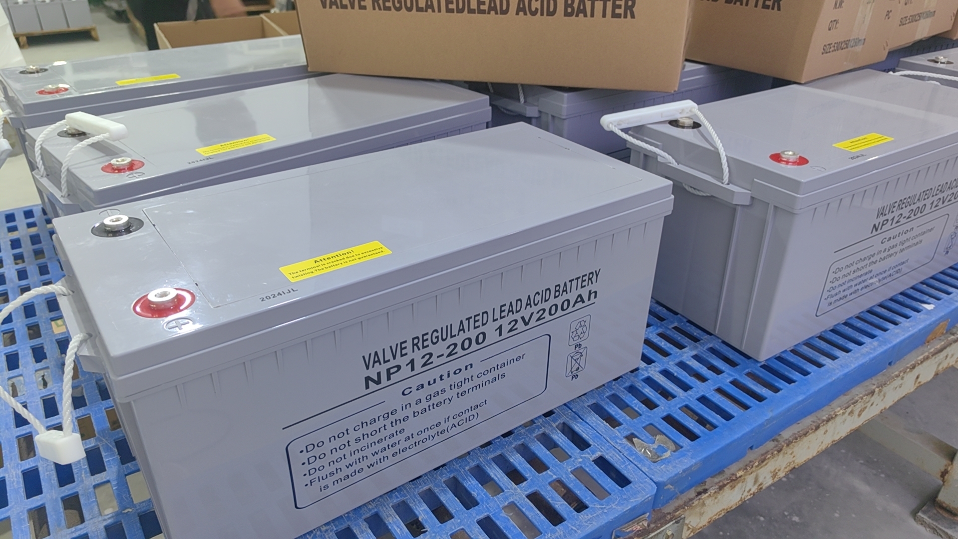 Bateria de armazenamento AGM segura e resistente a terremotos 12v200ah VRLA Baterias Sistema de armazenamento de energia doméstica