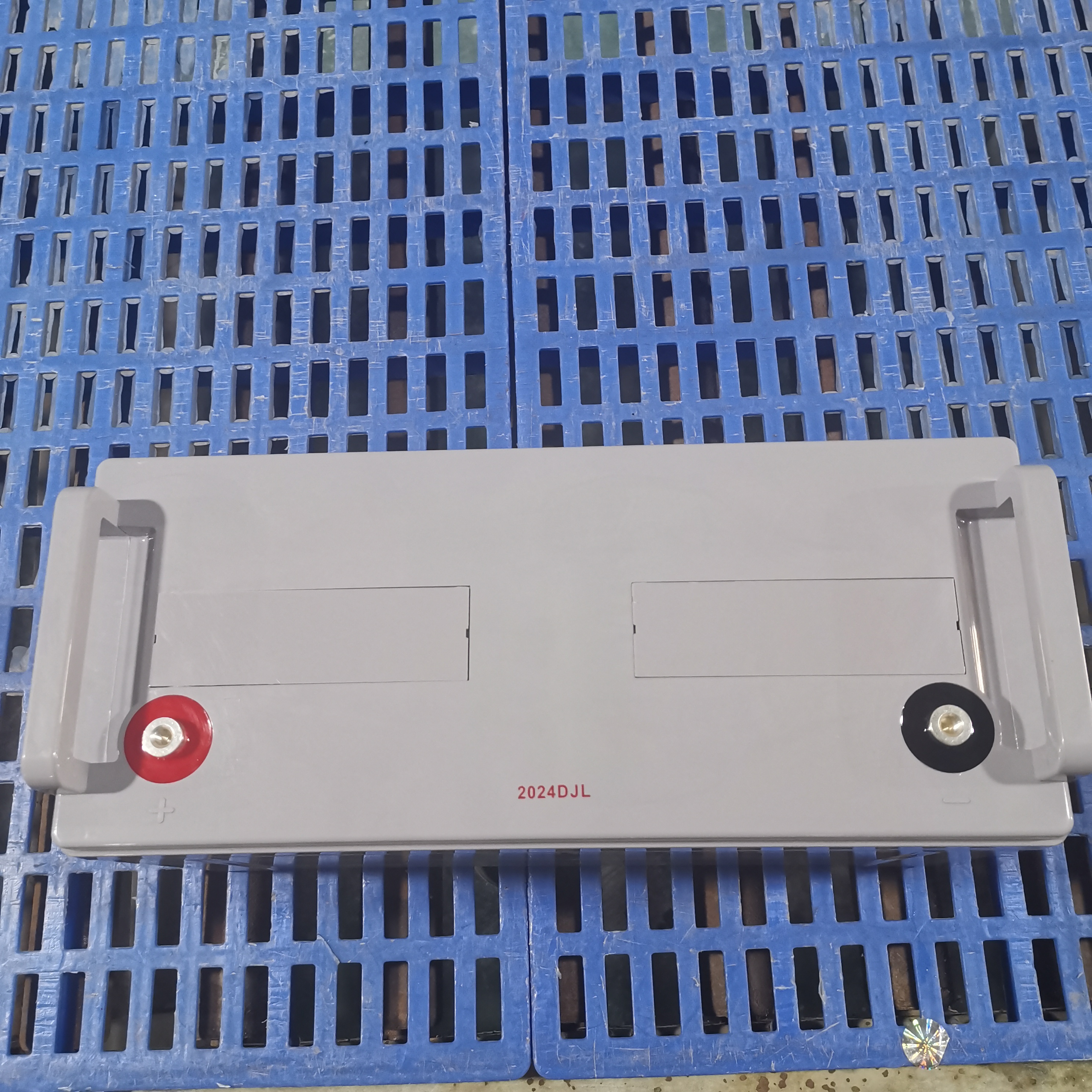 Bateria solar de gel de ciclo profundo de longa vida, 12V120Ah, vendas diretas da fábrica, sistema de armazenamento de energia solar, bateria para fonte de alimentação doméstica