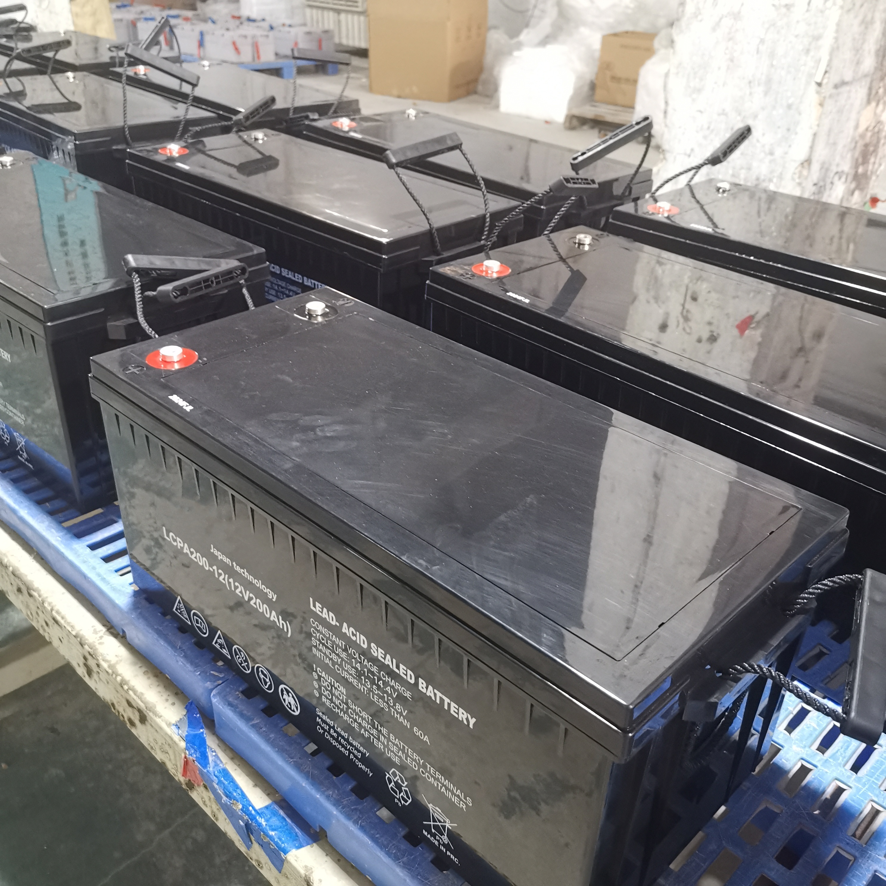 Bateria solar de chumbo-ácido 12v200AH recarregável, eficiente e sem manutenção para sistema de energia solar