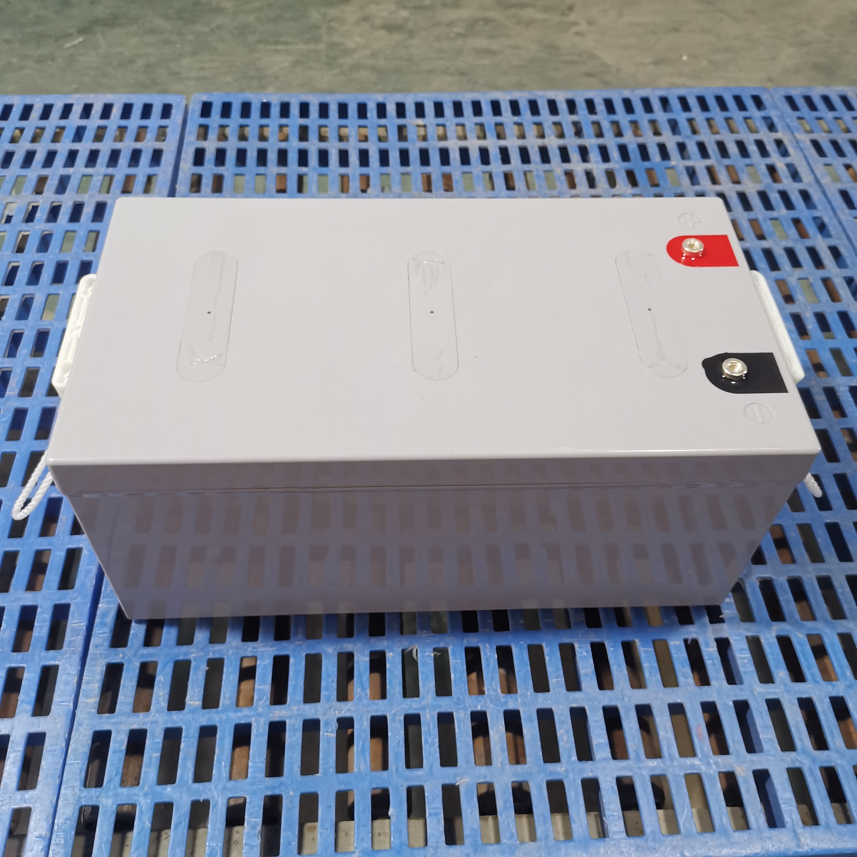 Bateria de gel solar de chumbo-ácido de alta eficiência 12V250ah Bateria de armazenamento solar livre de manutenção Sistema de armazenamento de energia doméstica