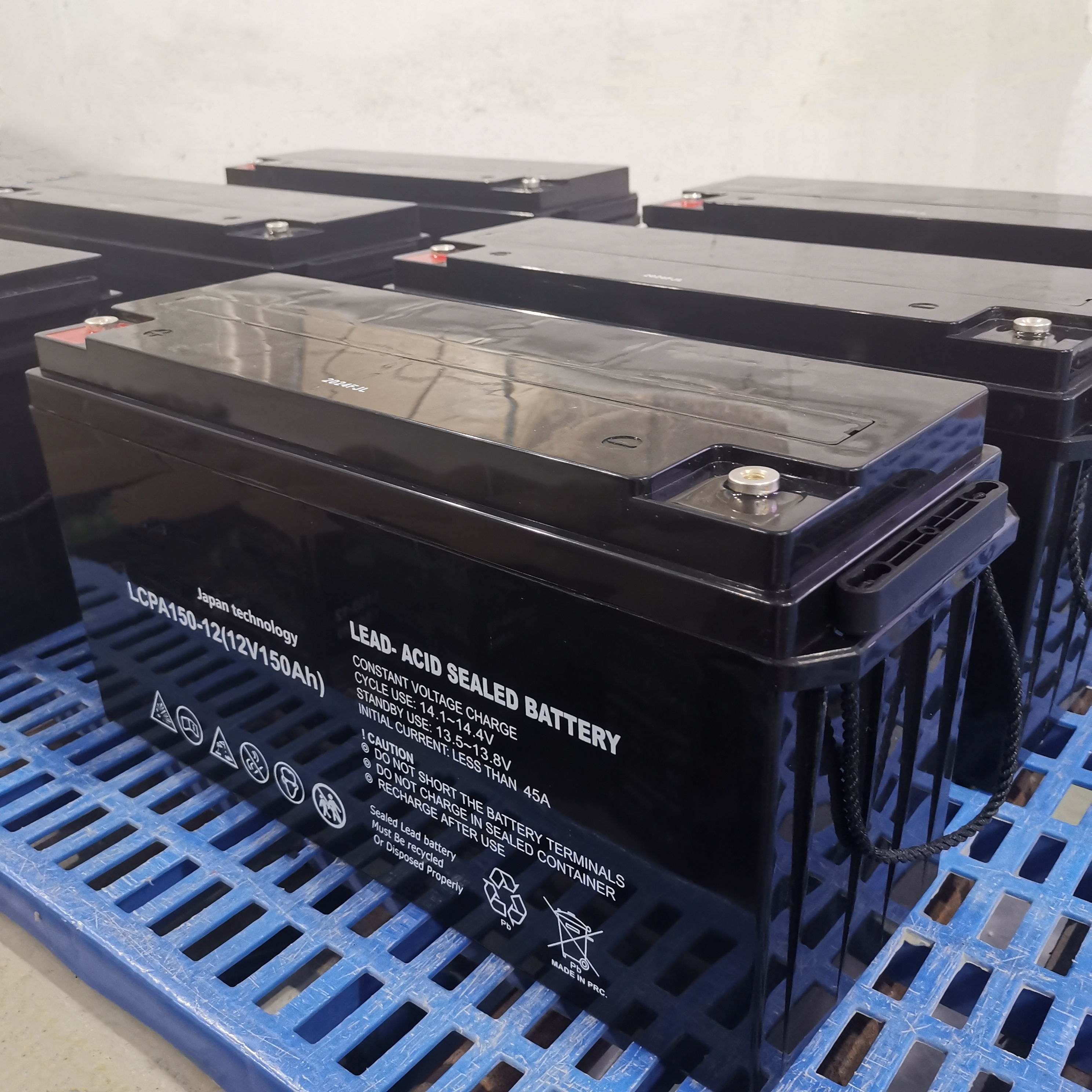 Bateria de chumbo-ácido de ciclo profundo de estanho alto12v150AH Bateria AGM com forte capacidade de circulação para sistema de energia solar