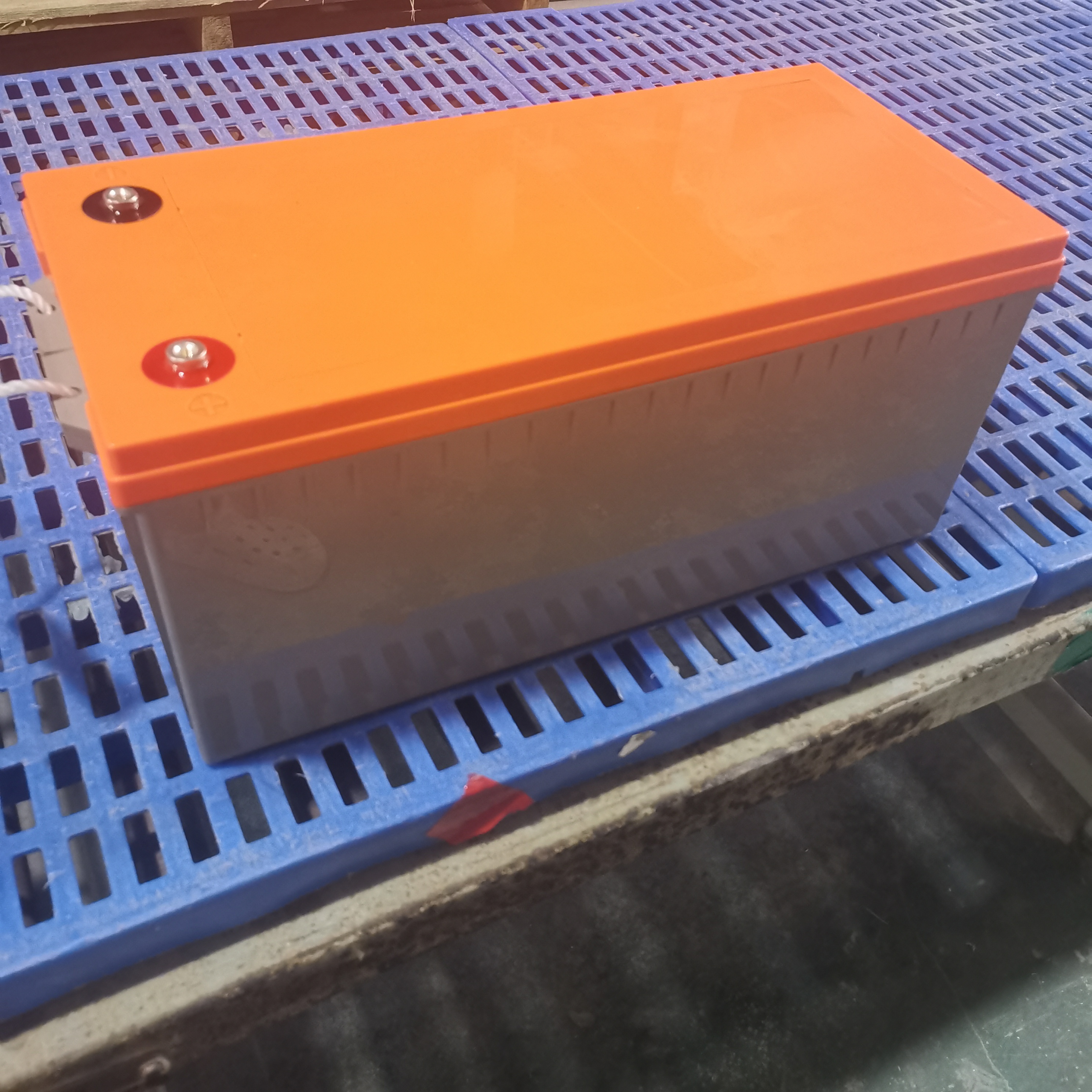 Engenharia fotovoltaica Baterias de armazenamento de energia solar Gel Ciclo profundo Vendas de fábrica de bateria 12V200AH Serviço OEM