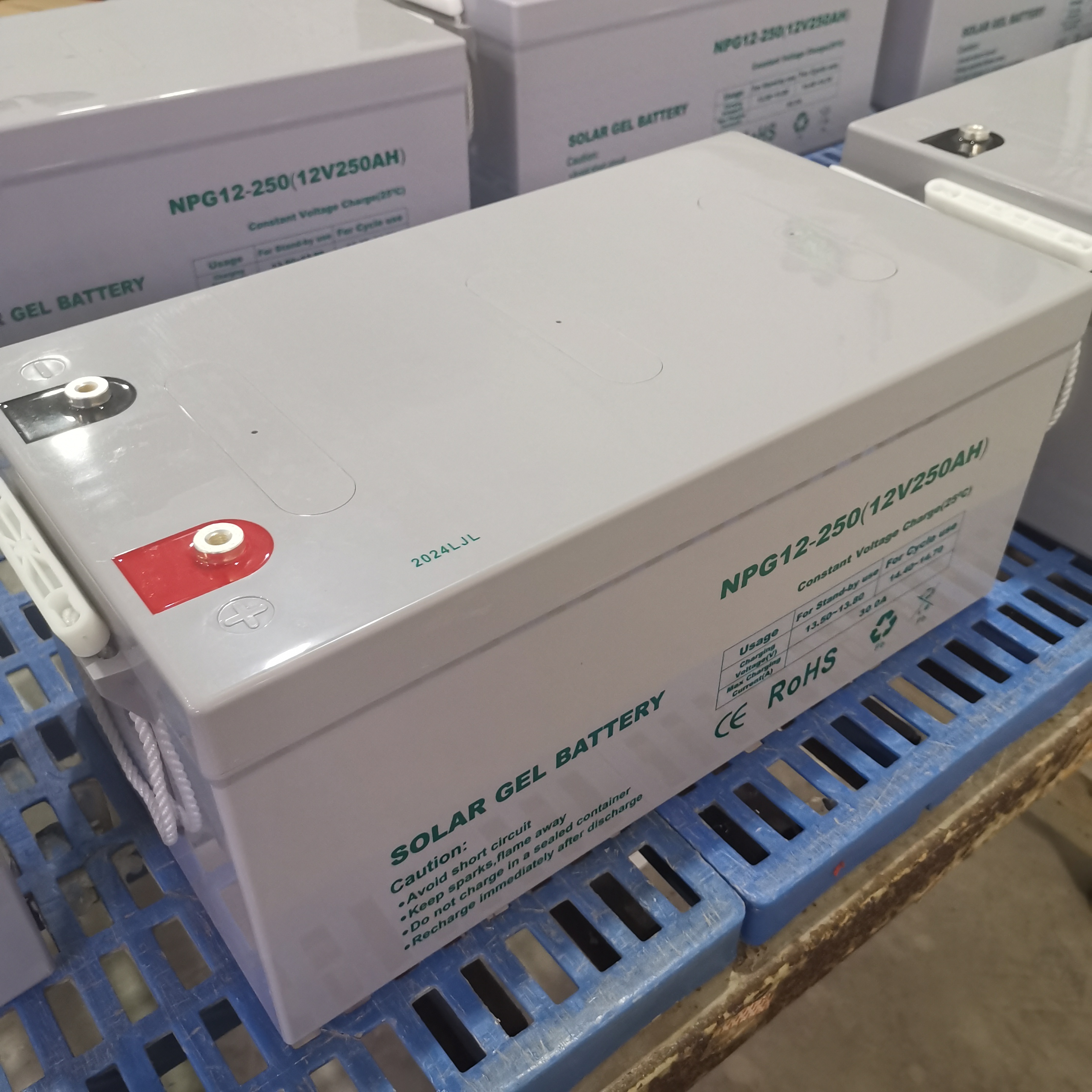Bateria de gel solar de chumbo-ácido de alta eficiência 12V250ah Bateria de armazenamento solar livre de manutenção Sistema de armazenamento de energia doméstica