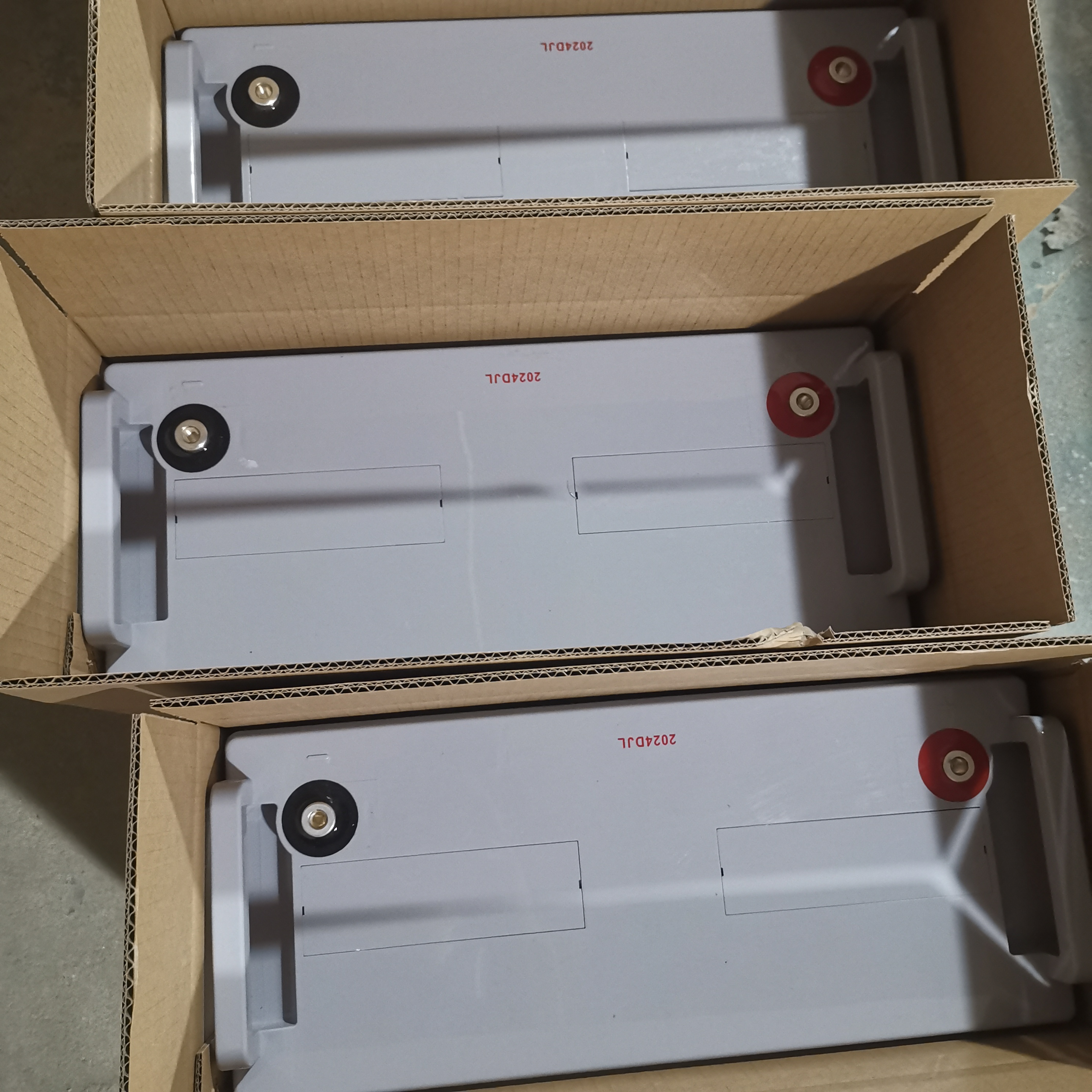 Bateria solar de gel de ciclo profundo de longa vida, 12V120Ah, vendas diretas da fábrica, sistema de armazenamento de energia solar, bateria para fonte de alimentação doméstica