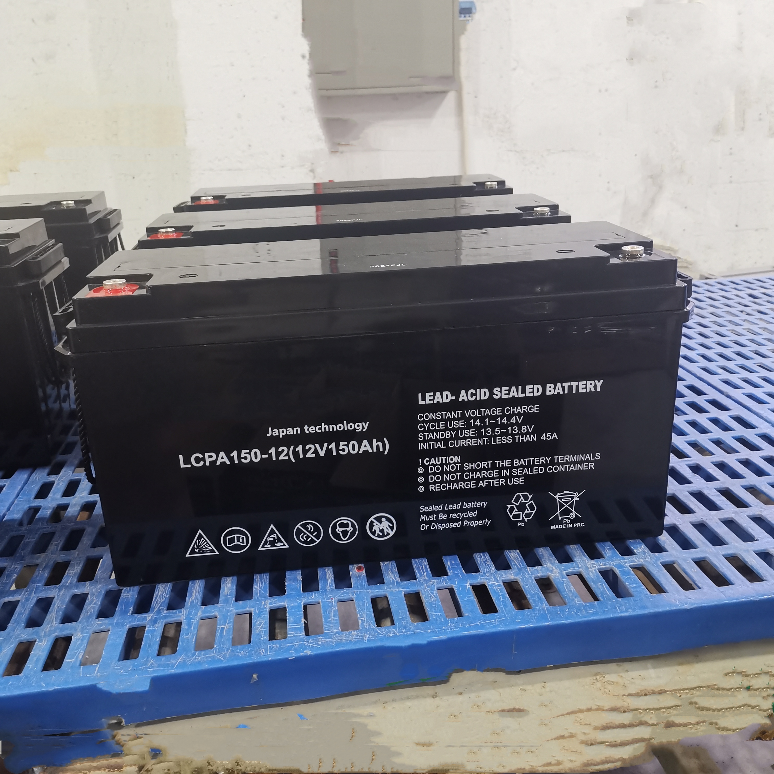 Bateria de chumbo-ácido de ciclo profundo de estanho alto12v150AH Bateria AGM com forte capacidade de circulação para sistema de energia solar
