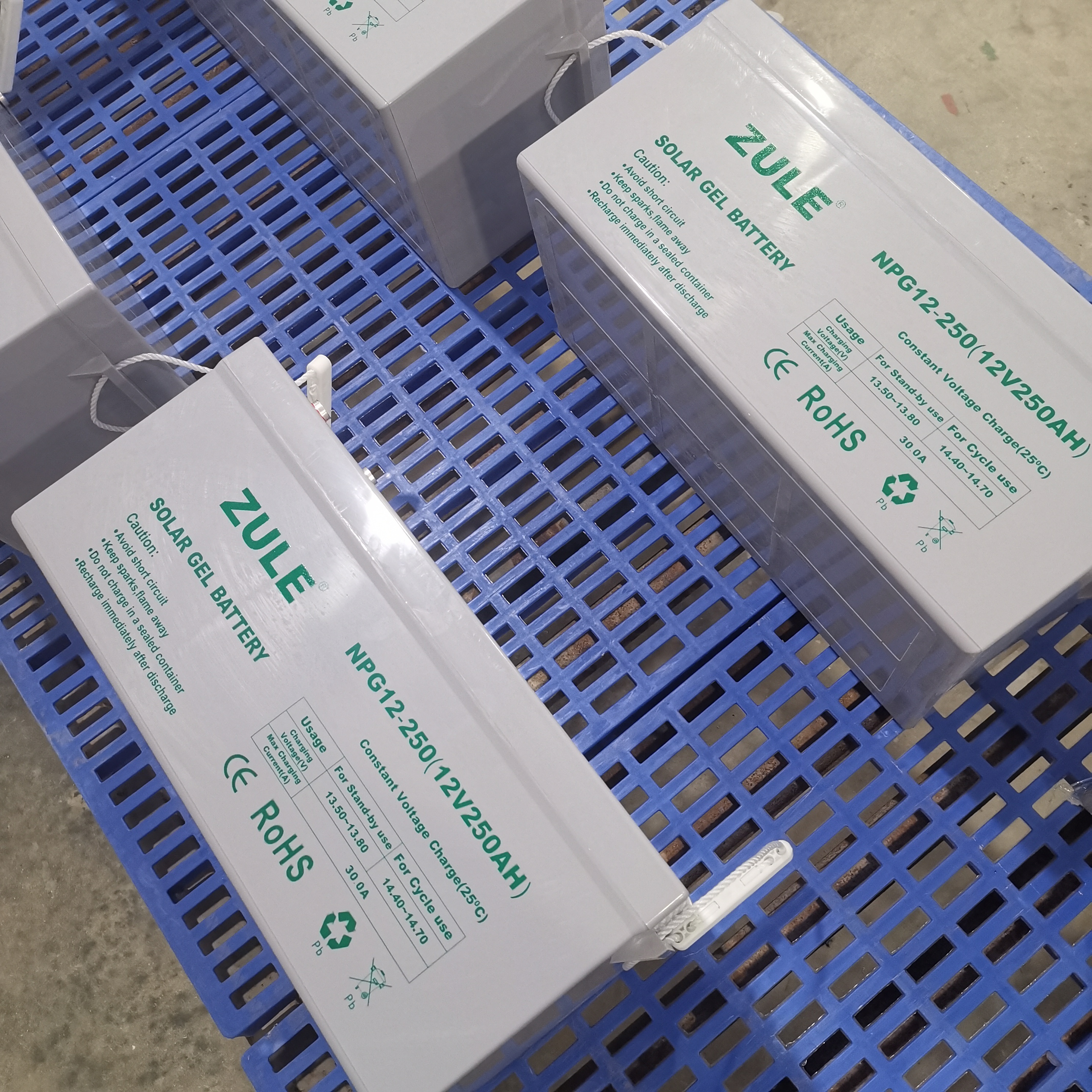 Bateria robusta de armazenamento de energia em gel solar 12V 250AH, capacidade extragrande, ciclo profundo, eficiente para fonte de alimentação em ambientes severos