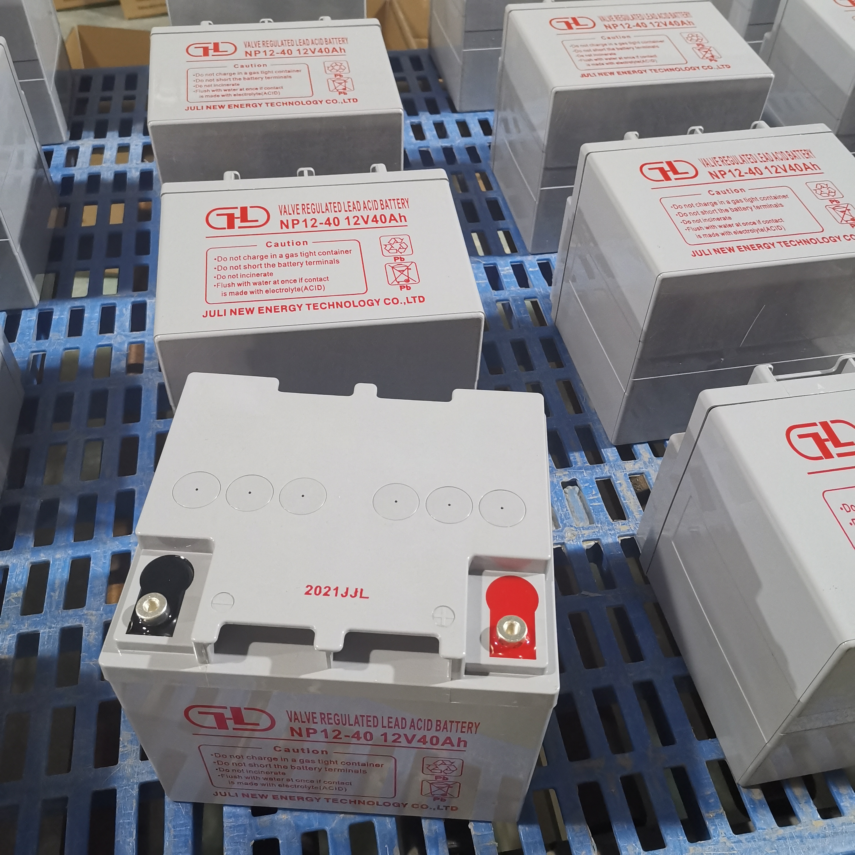 Bateria de armazenamento acidificada ao chumbo recarregável regulada por válvula de 12V 40AH UPS para energia alternativa