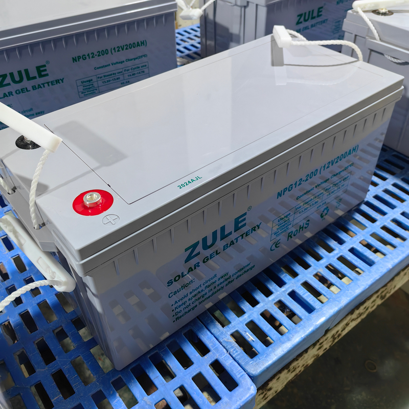 A bateria solar de chumbo-ácido tem uma longa vida útil de 3.000 ciclos 12V200ah bateria recarregável de armazenamento de energia doméstica